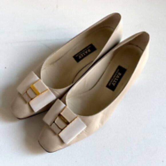 Vintage Bally Switzerland Bow Detail Low Heel Leather Loafers 6.5 Extra Wide. - Picture 10 of 13